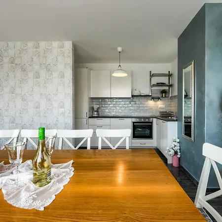 Azzuro With Jacuzzi And Pool *