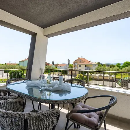 Azzuro With Jacuzzi And Pool * Sveti Filip i Jakov