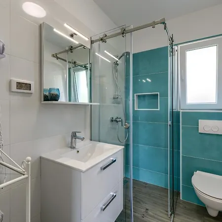Villa Azzuro With Jacuzzi And Pool *