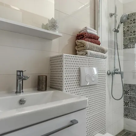 Azzuro With Jacuzzi And Pool Villa Sveti Filip i Jakov