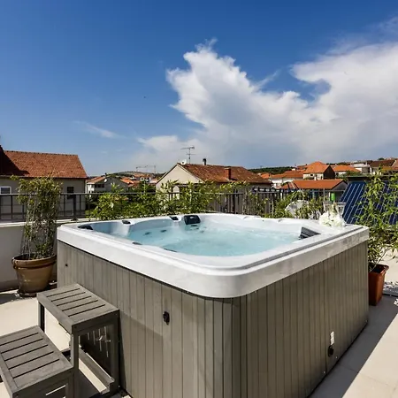 Azzuro With Jacuzzi And Pool Villa Sveti Filip i Jakov